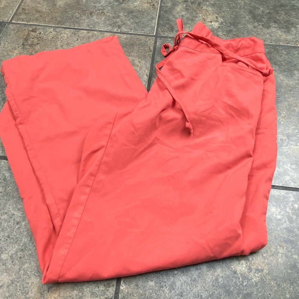 Grey’s Anatomy Peach Scrub Pants Size Medium